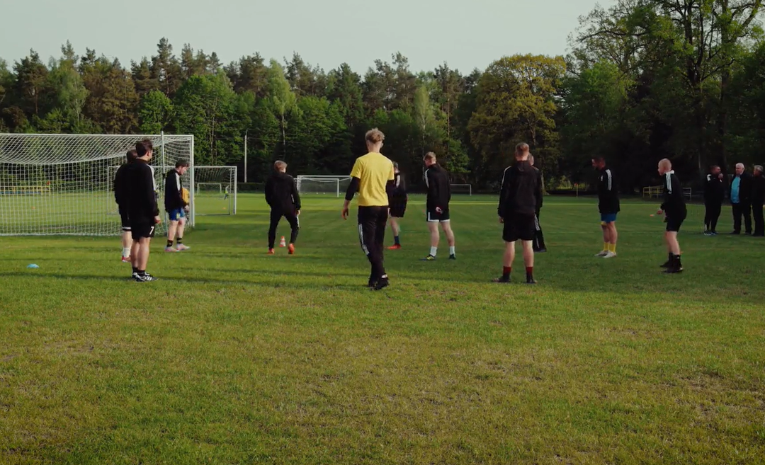 Latarnik Choczewo – szkolenie w piłce nożnej – film
